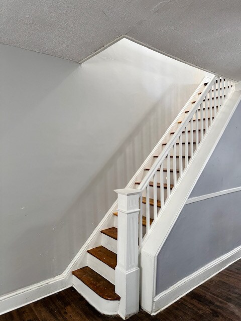 Building Photo - 2859 LeCount St