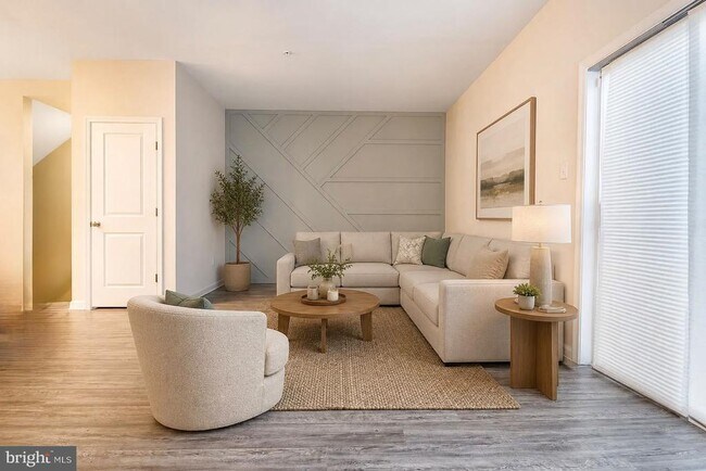 Foto del edificio - 7771 Venice Ln