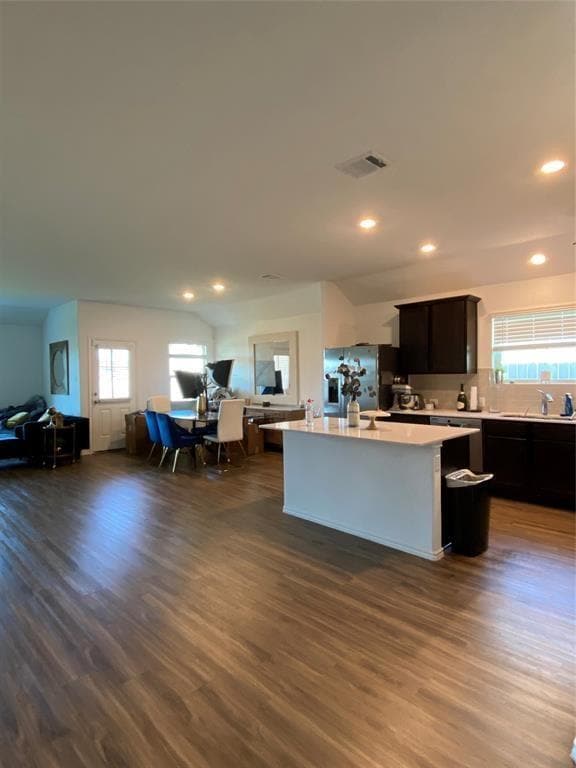 Building Photo - 211 Coventry Dr