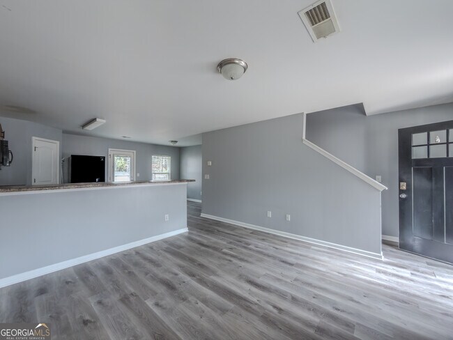 Foto del edificio - 340 Arthurs Ln