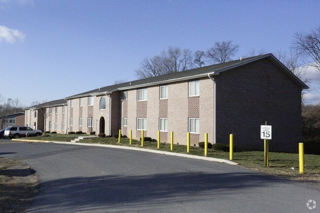Fairlawn Gardens Apartments - Martinsburg, WV | Apartments.com