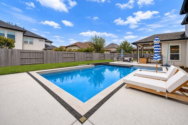 Foto del edificio - 3314 Wrangler Sky Ct