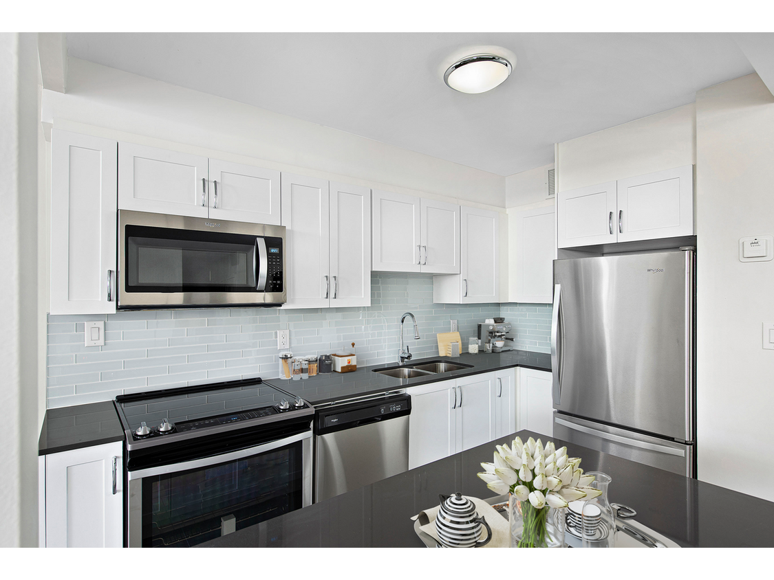 St. Dennis Apartments Apartments 3135 St Dennis Dr Toronto, ON