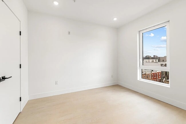 Photo - 2139 N 10th St Apartment