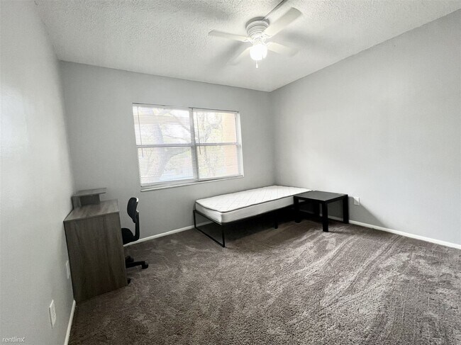 Foto del edificio - 1 br, 1 bath Condo - 4411 Shady Terrace La...