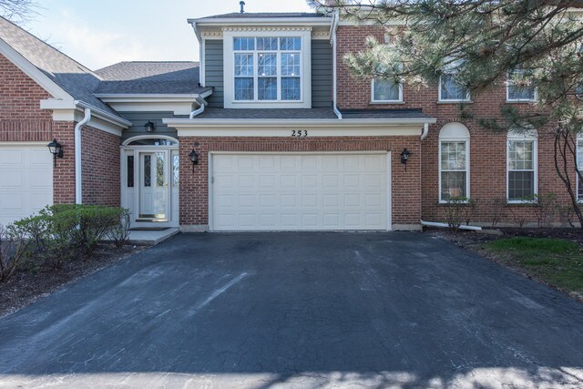 Foto principal - 253 Princeton Ln