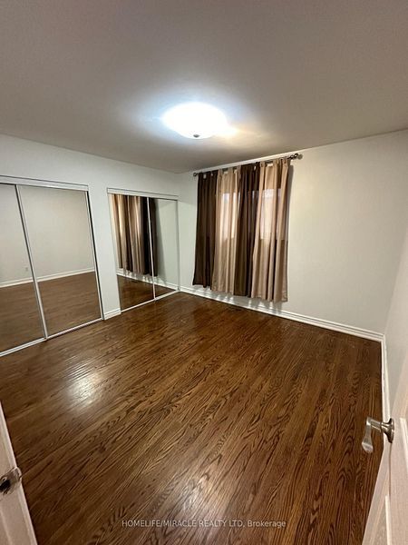 Photo du bâtiment - 16 Eldon Crt