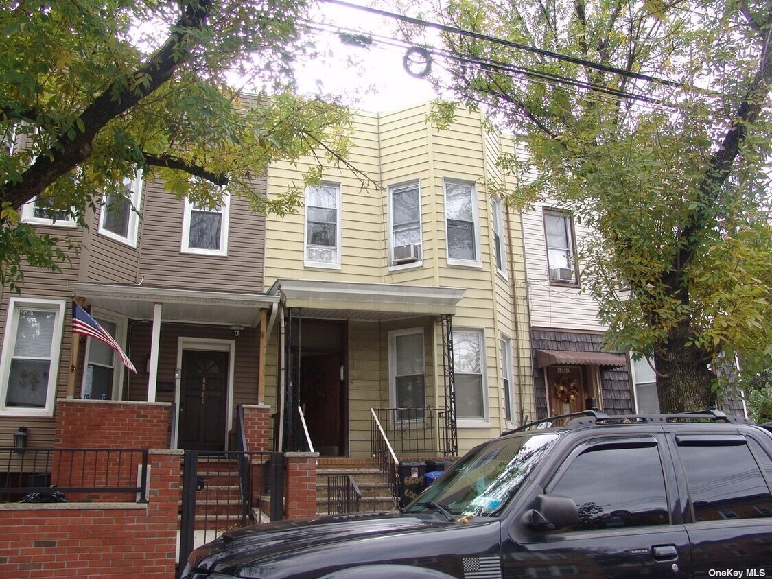 Primary Photo - 65-04 Cooper Ave