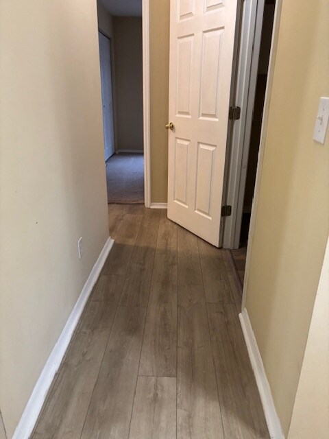 Foto del edificio - 633 Oakhurst Dr