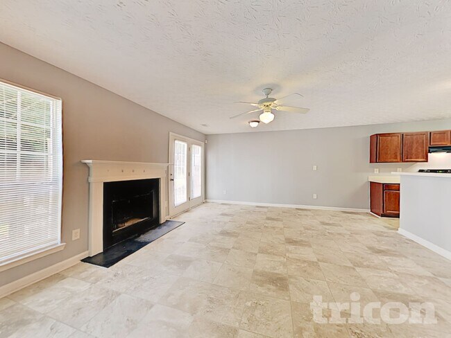 Foto del edificio - 3703 Harvest Dr