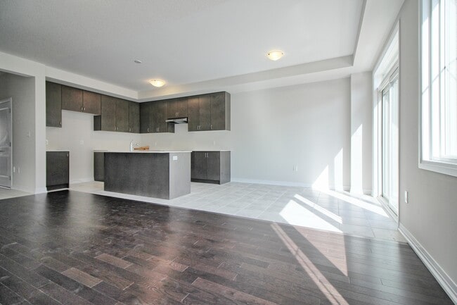 Living Room - 400 Newman Dr