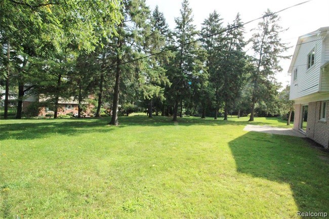 Building Photo - 2735 Aldgate Dr