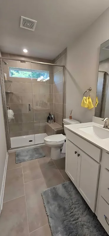 Foto del edificio - 14806 Tamarack Drive