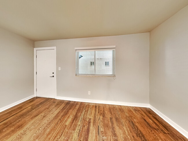 Photo - 880 N Highland Ave NE (A3) Apartment