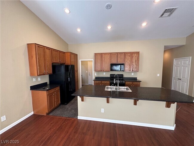 Building Photo - 9137 Weeping Hollow Ave
