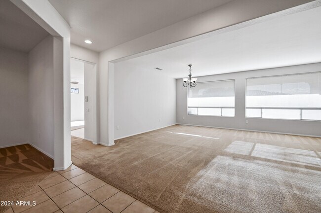 Building Photo - 16315 W Sentinal Rock Ln