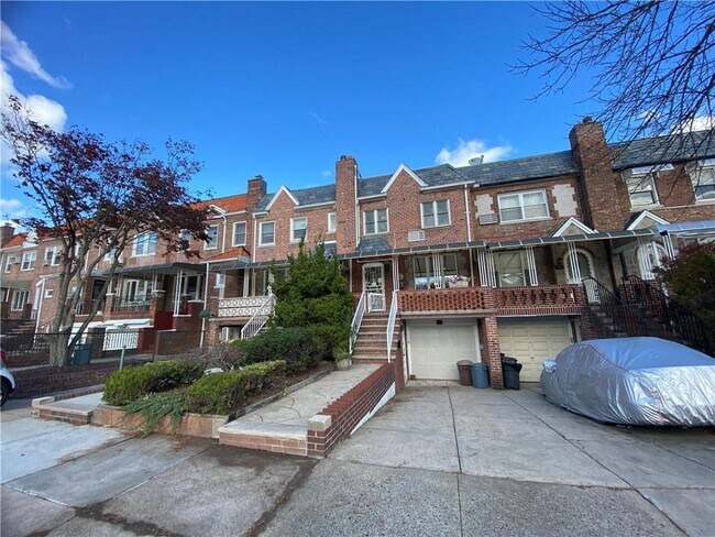 Building Photo - 1933 Gerritsen Ave