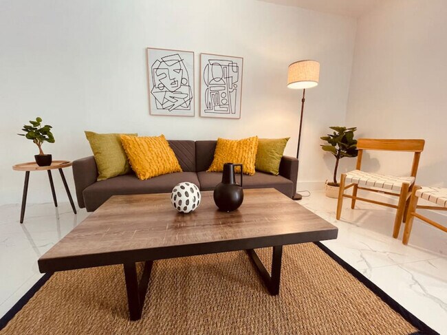 Foto del edificio - 2802 SW 21st St