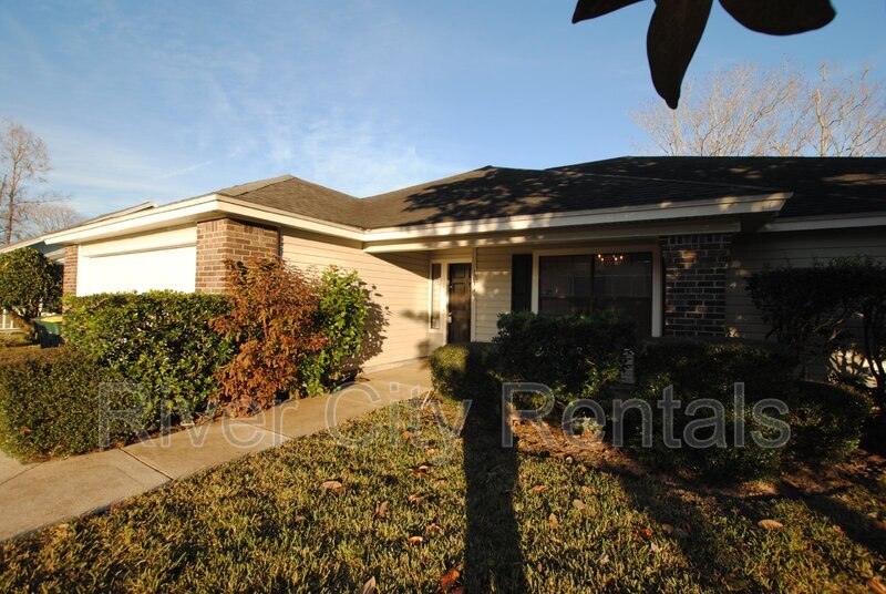 Foto principal - 10343 Huntington Forest Blvd E