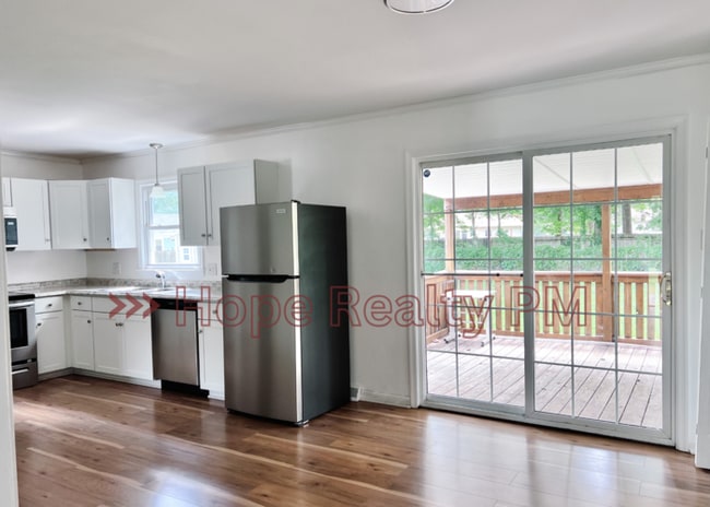 Foto del edificio - House 542 Briarwood Cir, Hopewell, VA 2386...