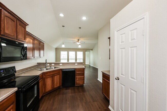 Foto del edificio - 11929 Long Stone Dr