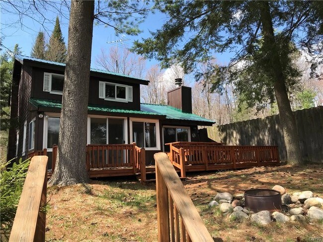 Foto del edificio - 4301 Lake View Rd