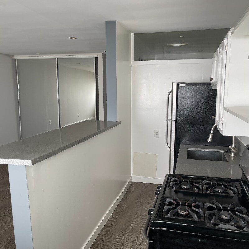 Foto del edificio - 1736 Sycamore Ave