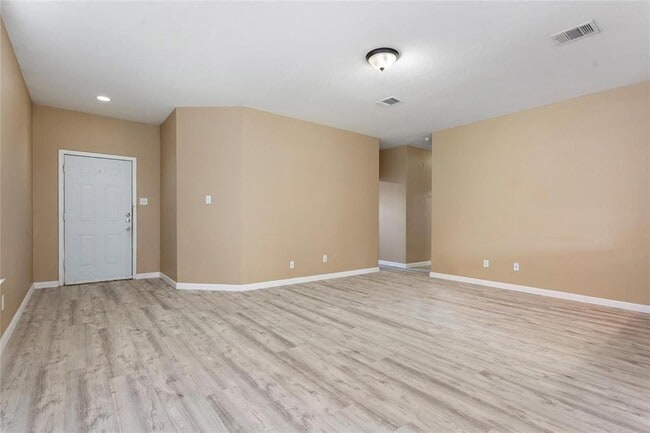 Building Photo - 1752 Bayland St