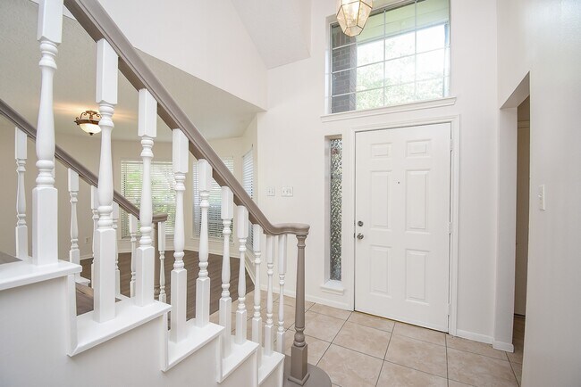 Foto del edificio - 4426 Topaz Trail Dr