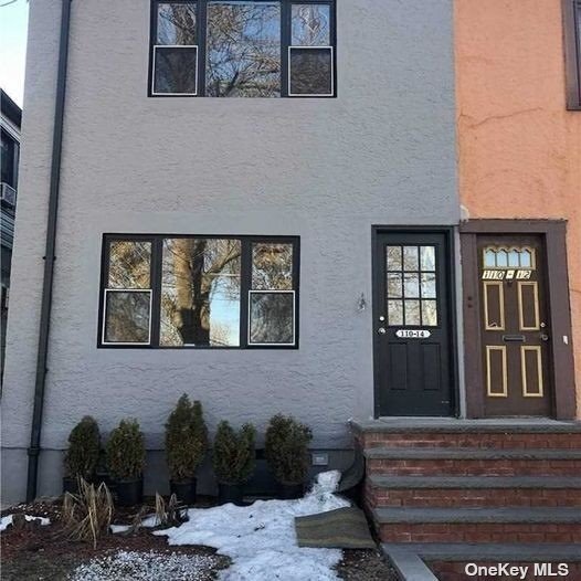 Primary Photo - 110-14 Ditmars Blvd