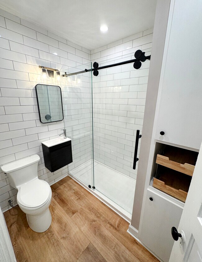 Glass Shower - 2480 N Murray Ave