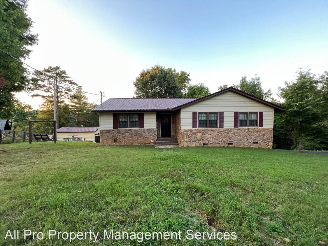 Primary Photo - 3 br, 2 bath House - 1809 Ridgecrest Drive