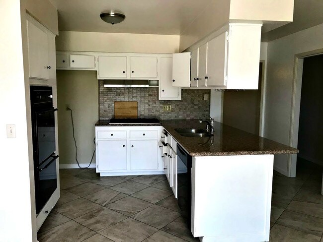 Foto del edificio - 610 Overlook St