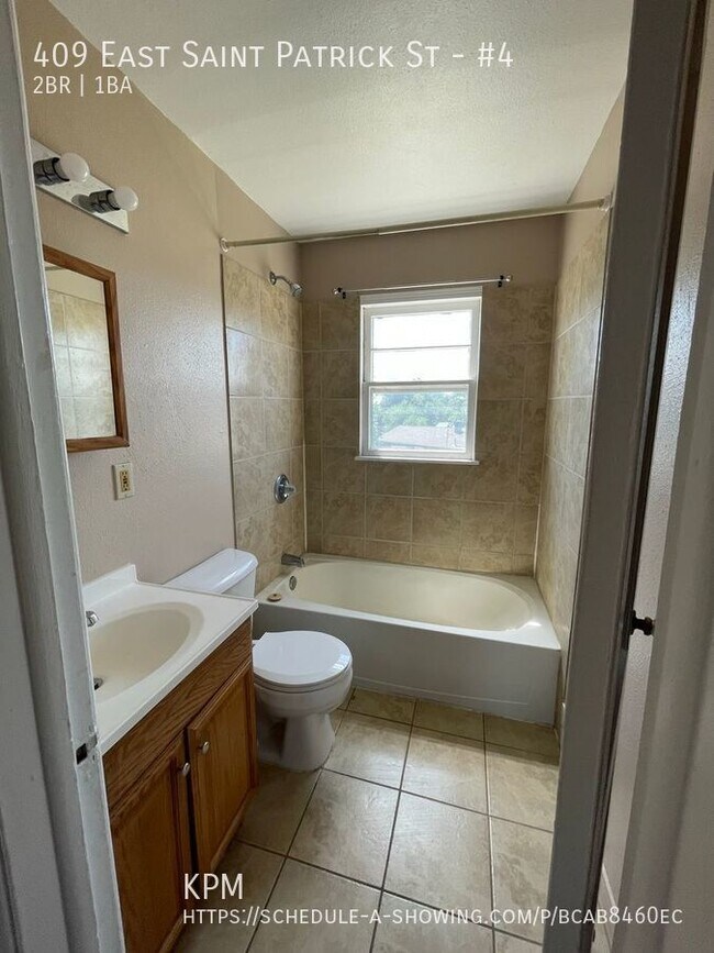 Foto del edificio - 409 E Saint Patrick St