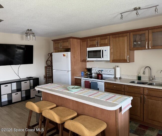 Foto del edificio - 1273 Jimmy Buffett Mem Hwy