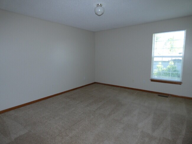 Foto del edificio - 1418 Galway Ct