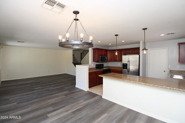 Foto del edificio - 10918 W Meadowbrook Ave