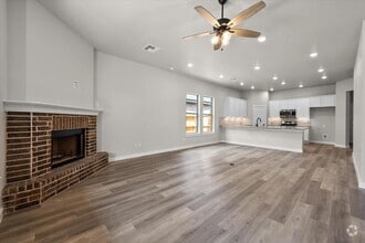 Building Photo - 3202 Farmhouse Ave