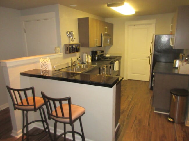 Building Photo - 748 Kirkland Cir