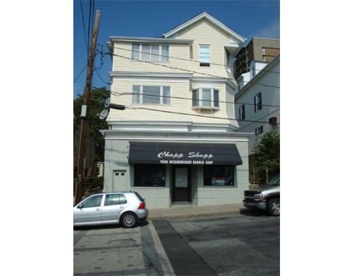 Building Photo - 284 Columbia St