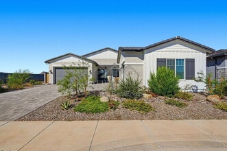 Building Photo - 13668 W Hackamore Dr