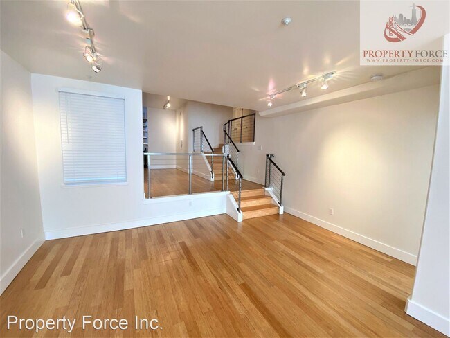 Building Photo - 19 Rausch St