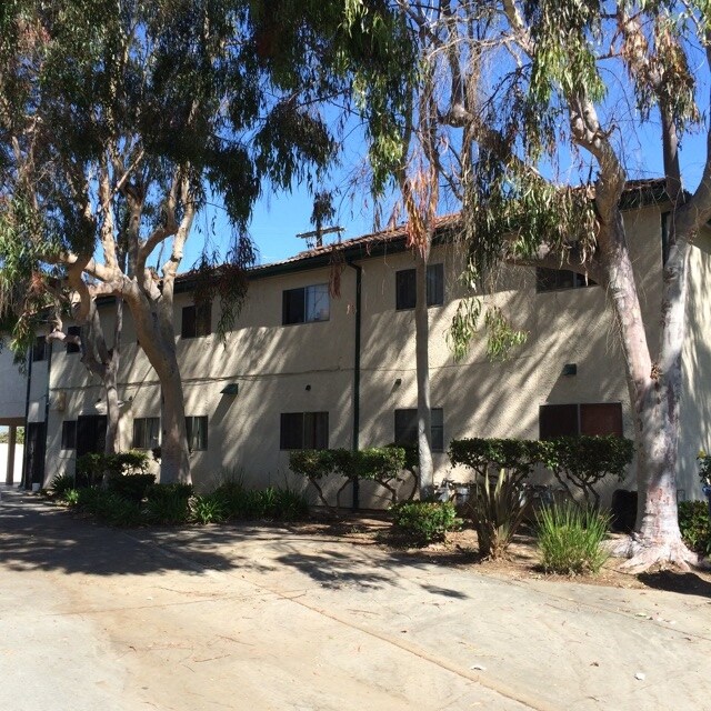 Building Photo - 4400 W Washington Blvd