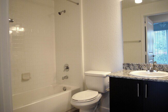 regatta place apartment homes miami fl apartments com