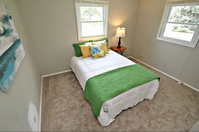 Bedroom - 6422 W Verona Ct