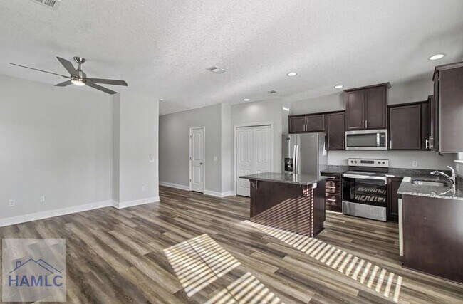 Foto del edificio - 1034 Grayson Ave