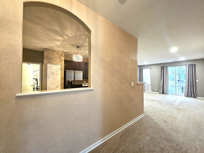 Foto del edificio - 8808 Concord Ln