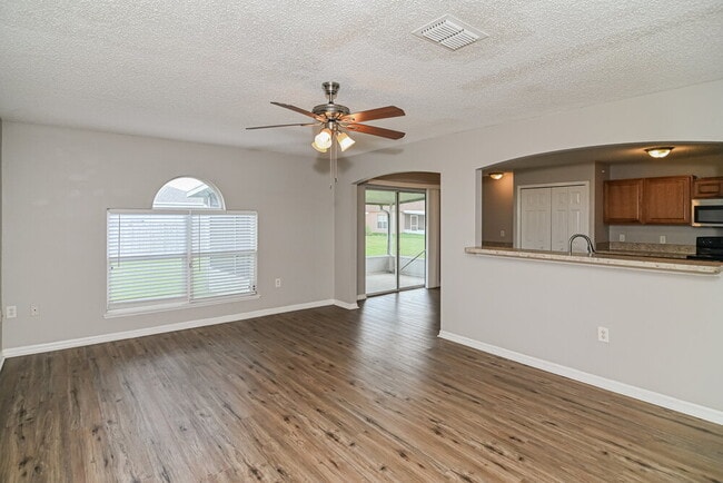 Building Photo - 4459 Marsh Hawk Dr S