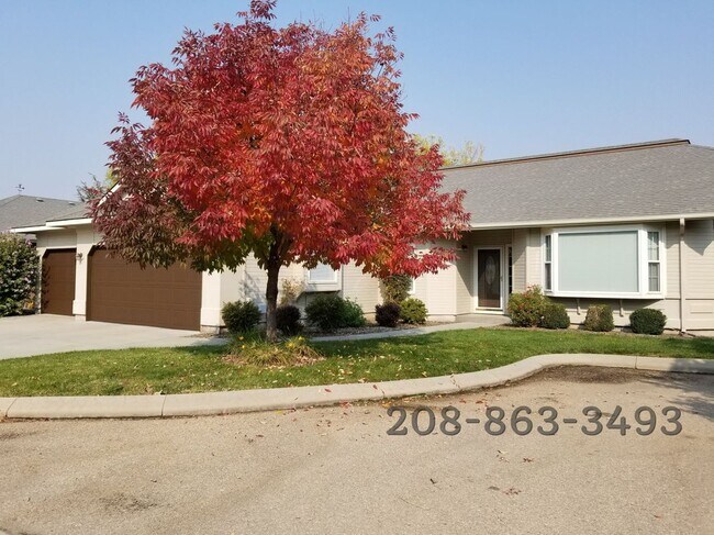 Foto del edificio - 2386 E Three Bars Dr