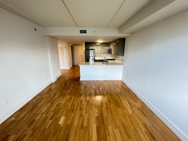 Foto del edificio - 310 Clarkson Ave